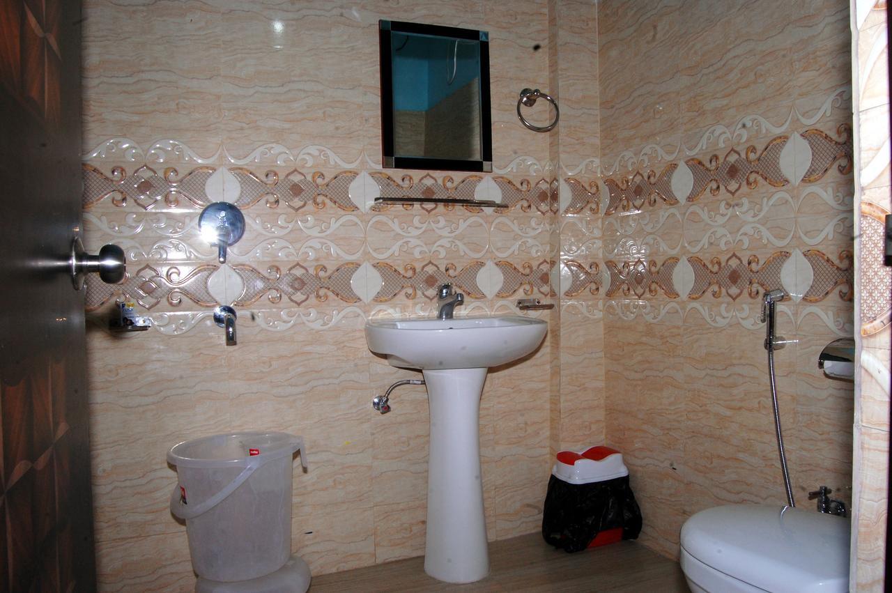 רישיקש Hotel Devbhoomi Inn מראה חיצוני תמונה