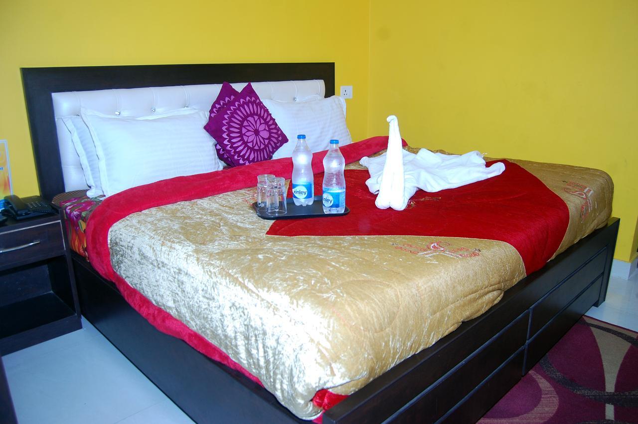 רישיקש Hotel Devbhoomi Inn מראה חיצוני תמונה