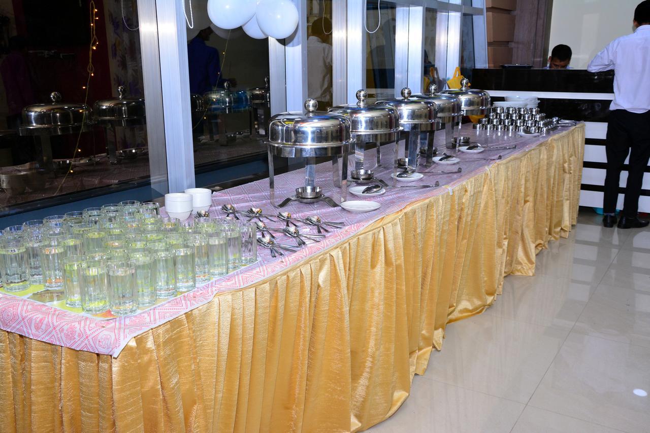 רישיקש Hotel Devbhoomi Inn מראה חיצוני תמונה